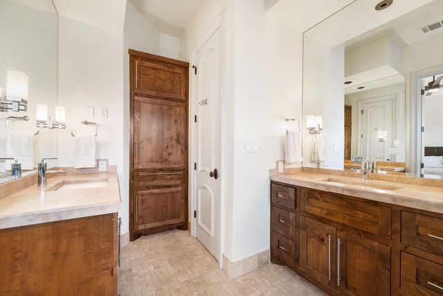 2002 Kinney Ave A, Austin, TX 78704