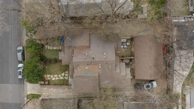 2002 Kinney Ave A, Austin, TX 78704