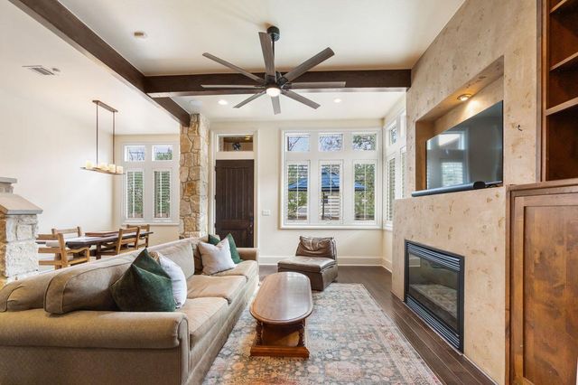 2002 Kinney Ave A, Austin, TX 78704