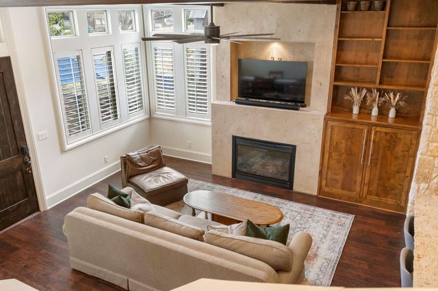 2002 Kinney Ave A, Austin, TX 78704