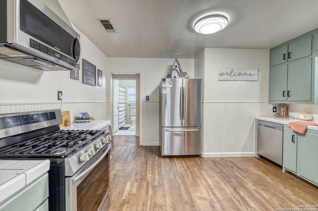 1703 22nd, Hondo, TX 78861