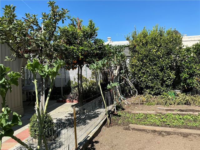 1515 W Arrow Highway, Upland, CA 91786