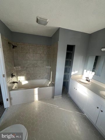 22131 SAINT JOSEPHS CIR, Great Mills, MD 20634