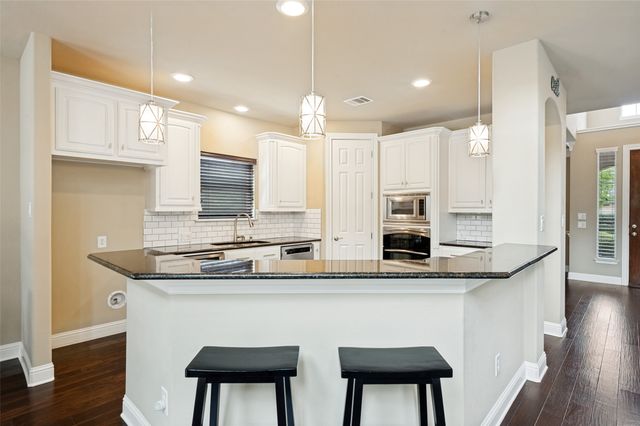 5304 Townsend Drive, Flower Mound, TX 75028