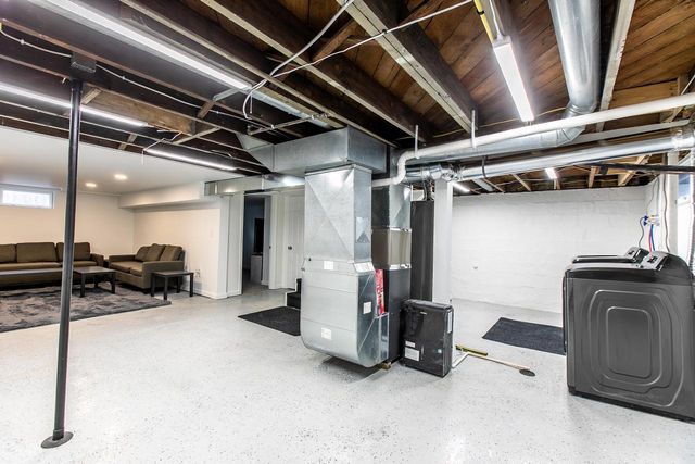 1611 Sheridan ROAD, Kenosha, WI 53140