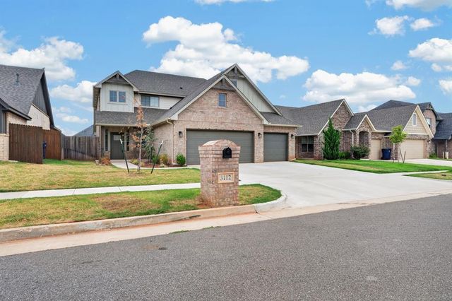 3112 Pinnacle Peak Drive, Yukon, OK 73099