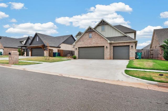 3112 Pinnacle Peak Drive, Yukon, OK 73099