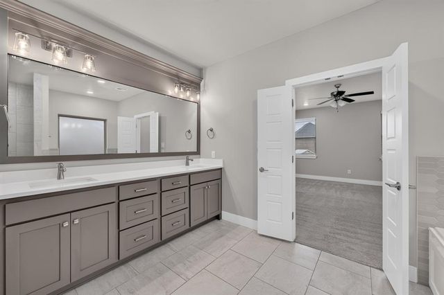 3112 Pinnacle Peak Drive, Yukon, OK 73099