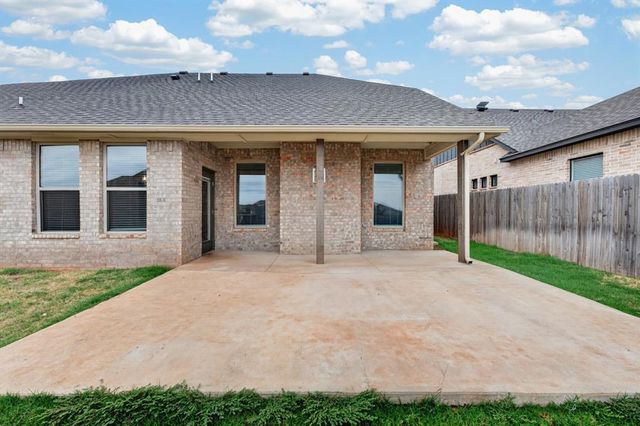 3112 Pinnacle Peak Drive, Yukon, OK 73099