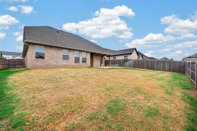 3112 Pinnacle Peak Drive, Yukon, OK 73099
