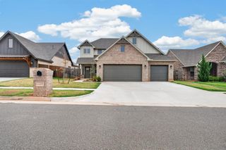 3112 Pinnacle Peak Drive, Yukon, OK 73099