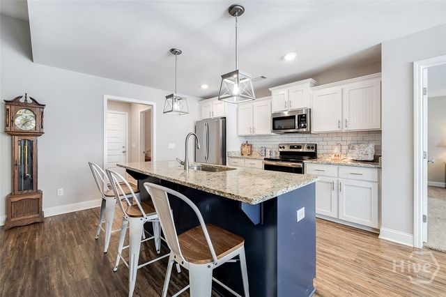 132 River Bluff Way, Ellabell, GA 31308