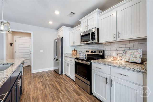 132 River Bluff Way, Ellabell, GA 31308