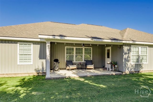 132 River Bluff Way, Ellabell, GA 31308