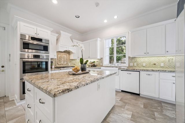10918 Wickline Drive, Houston, TX 77024