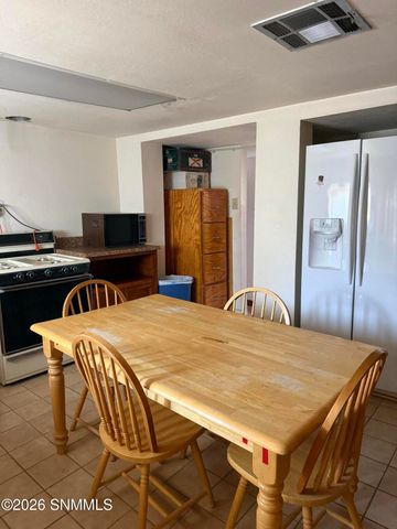 515 S Espanola Street, Las Cruces, NM 88001