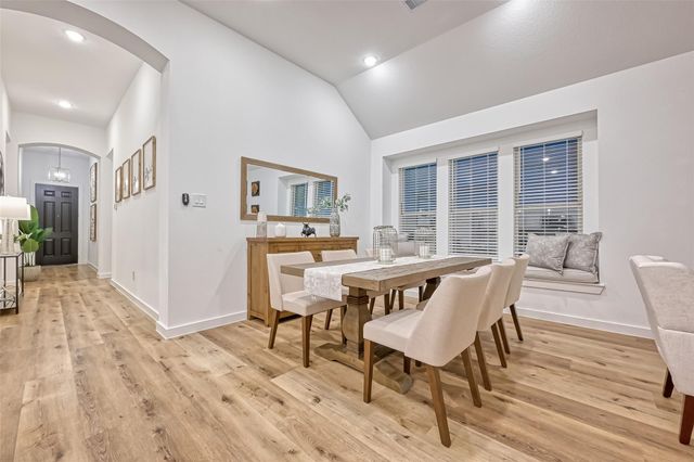 7933 Wild Thicket Drive, Magnolia, TX 77354