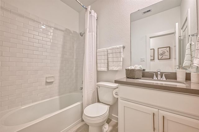 7933 Wild Thicket Drive, Magnolia, TX 77354