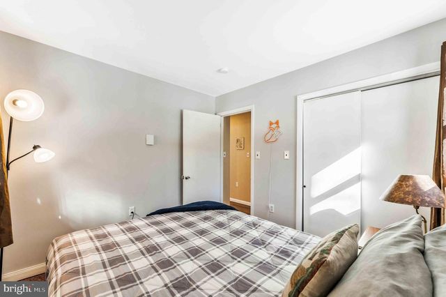 102 KING ARTHUR RD, Pocono Lake, PA 18347