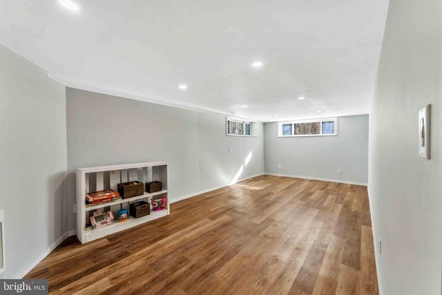 102 KING ARTHUR RD, Pocono Lake, PA 18347