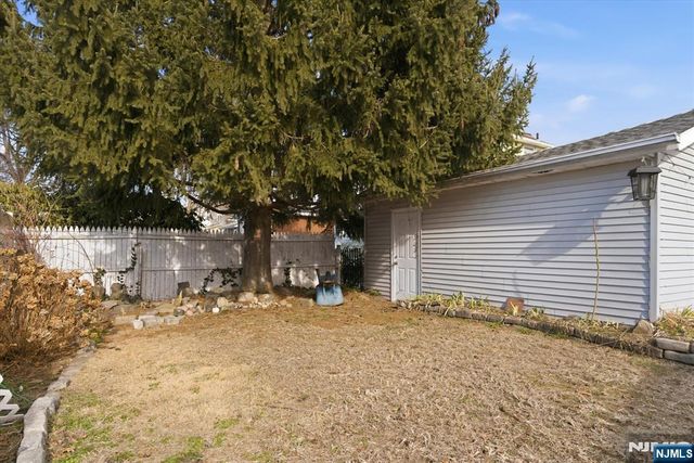 179 Fern Avenue, Lyndhurst, NJ 07071