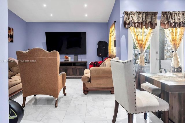 12201 SW 194th Ter, Miami, FL 33177