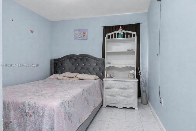 12201 SW 194th Ter, Miami, FL 33177