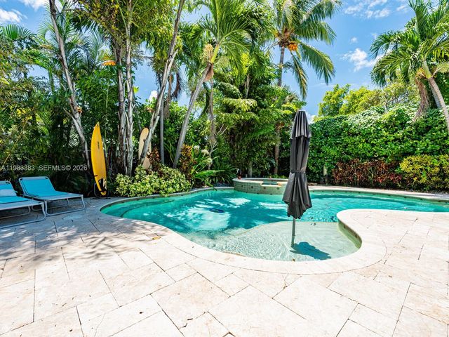 8927 Hawthorne Ave, Surfside, FL 33154