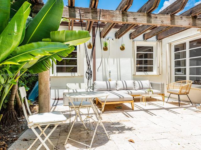 8927 Hawthorne Ave, Surfside, FL 33154