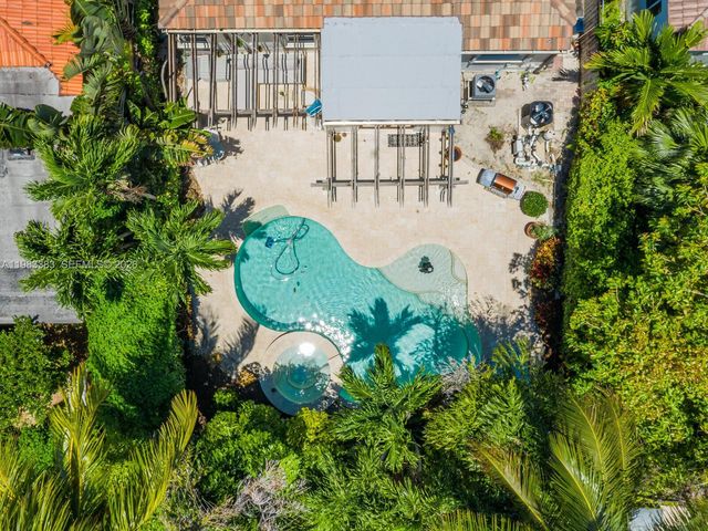 8927 Hawthorne Ave, Surfside, FL 33154