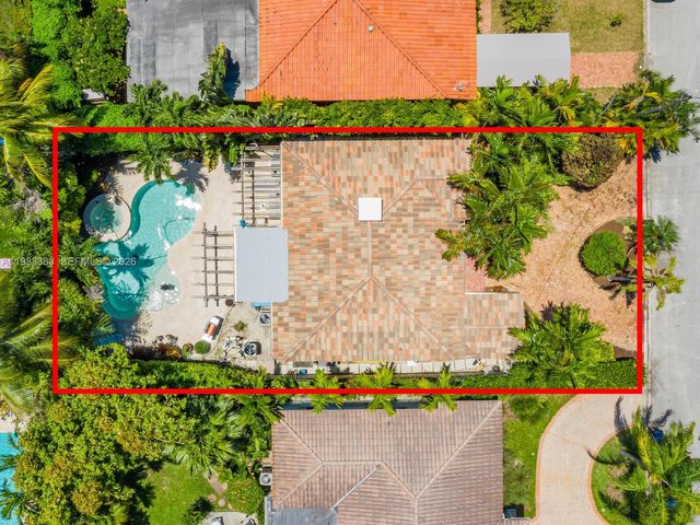 8927 Hawthorne Ave, Surfside, FL 33154