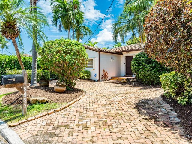 8927 Hawthorne Ave, Surfside, FL 33154