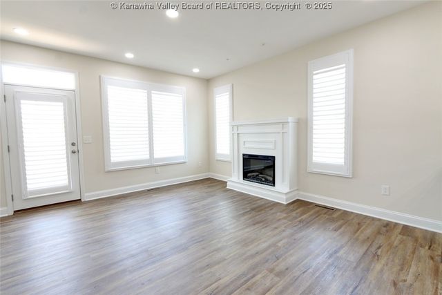 4210 Fairway CX, South Charleston, WV 25309