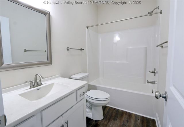 4210 Fairway CX, South Charleston, WV 25309