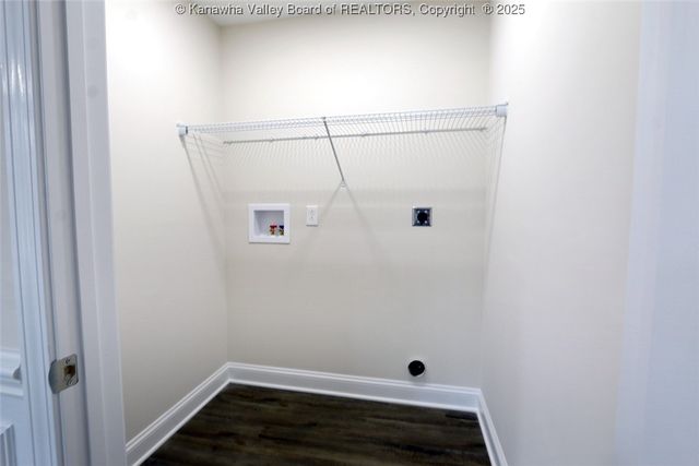 4210 Fairway CX, South Charleston, WV 25309