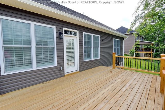 4210 Fairway CX, South Charleston, WV 25309