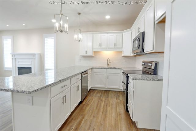 4210 Fairway CX, South Charleston, WV 25309