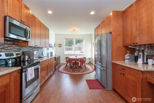 1328 Morning Court, Port Angeles, WA 98362