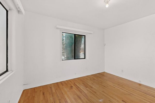 233 Solano Drive NE, Albuquerque, NM 87108