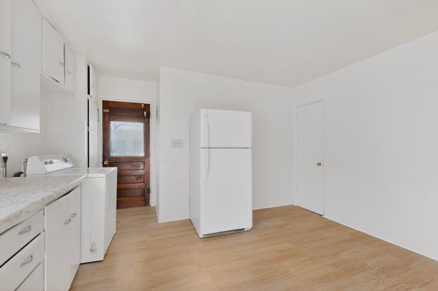 233 Solano Drive NE, Albuquerque, NM 87108