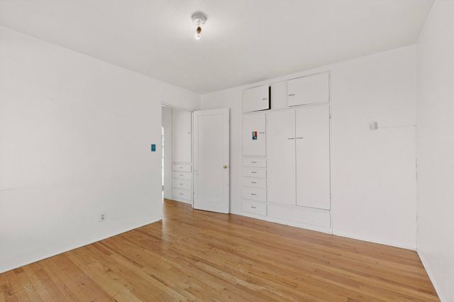 233 Solano Drive NE, Albuquerque, NM 87108