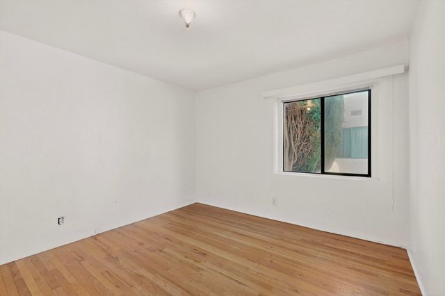 233 Solano Drive NE, Albuquerque, NM 87108