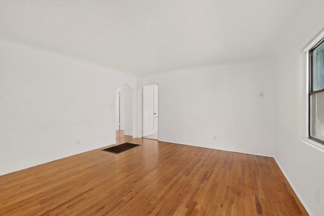 233 Solano Drive NE, Albuquerque, NM 87108