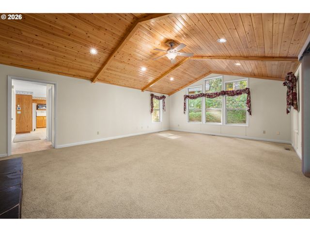 41886 DEERHORN Rd, Springfield, OR 97478