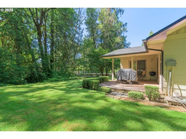 41886 DEERHORN Rd, Springfield, OR 97478