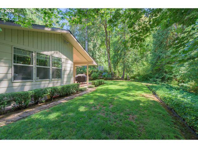 41886 DEERHORN Rd, Springfield, OR 97478