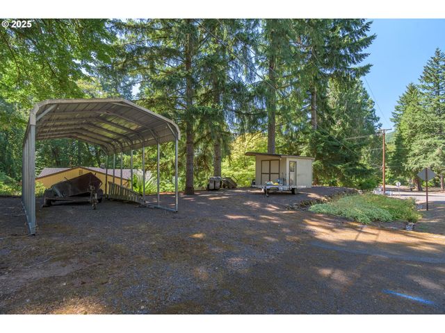 41886 DEERHORN Rd, Springfield, OR 97478