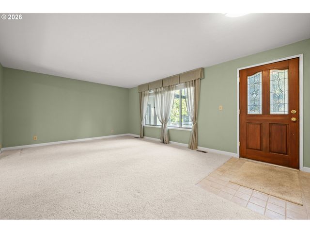 41886 DEERHORN Rd, Springfield, OR 97478