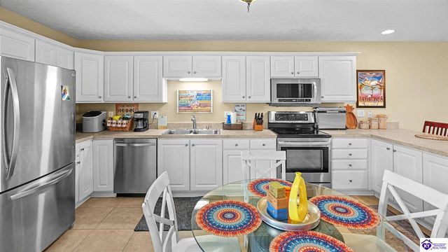 86 Lookout Drive, Brandenburg, KY 40108