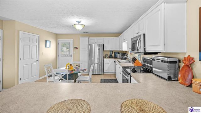 86 Lookout Drive, Brandenburg, KY 40108